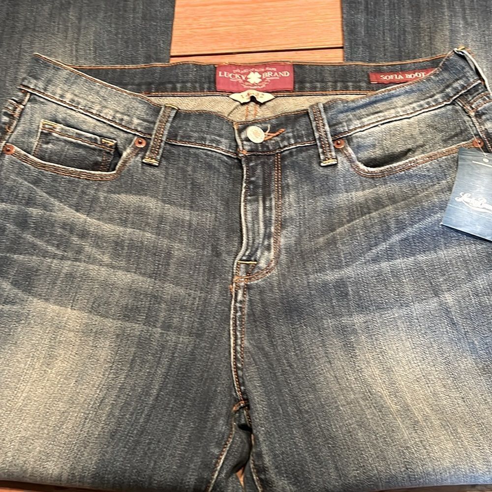 NWT Lucky Brand Jeans Sofia Boot 14/32 - Picture 4 of 14